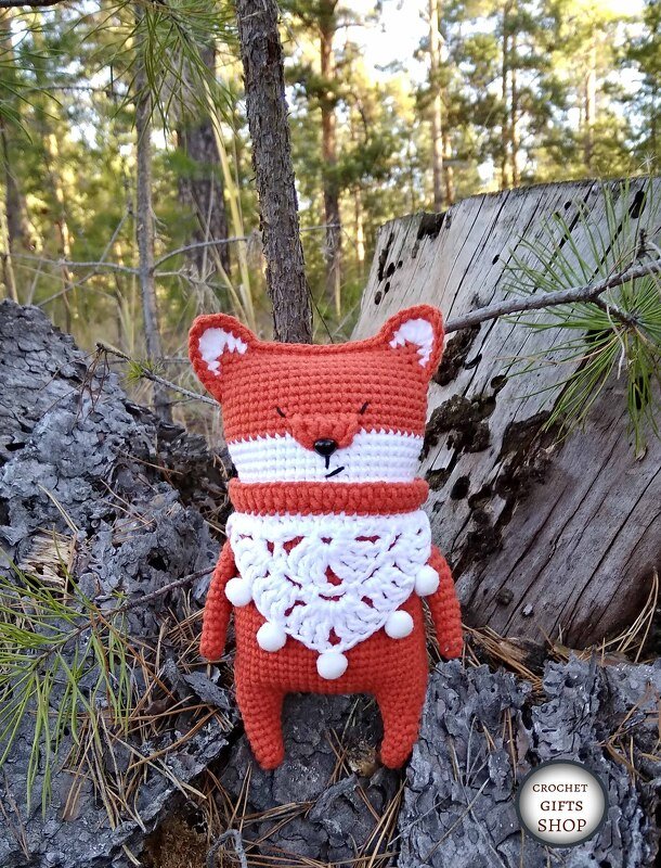 Amigurumi Fox in poncho - Image 12