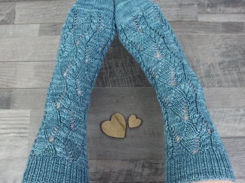 Knitting Pattern PDF Morning Dew Socks – Lace and Cable Socks