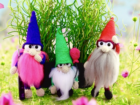 Flauschige Zauber- oder Gartenwichtel - Häkelanleitung