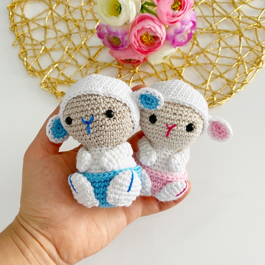 Ü-Ei Lamm (Schlüsselanhänger, Taschenbaumler)