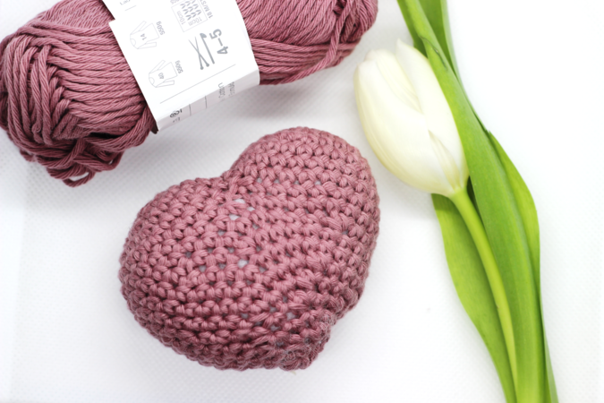 Crochet Pattern - 3D Heart