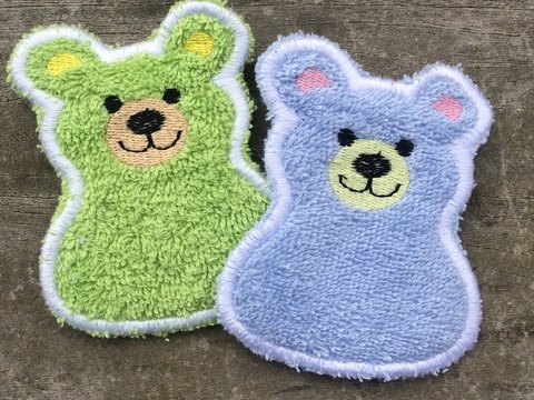 WaschPad Bärli Stickdatei VL2 ITH 10x10 cm