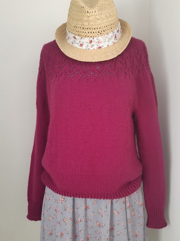 Pattern - Womens Knitted Parenzo Circular Yoke Lace Sweater - Image 2