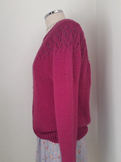 Pattern - Womens Knitted Parenzo Circular Yoke Lace Sweater