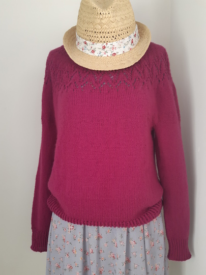 Pattern - Womens Knitted Parenzo Circular Yoke Lace Sweater