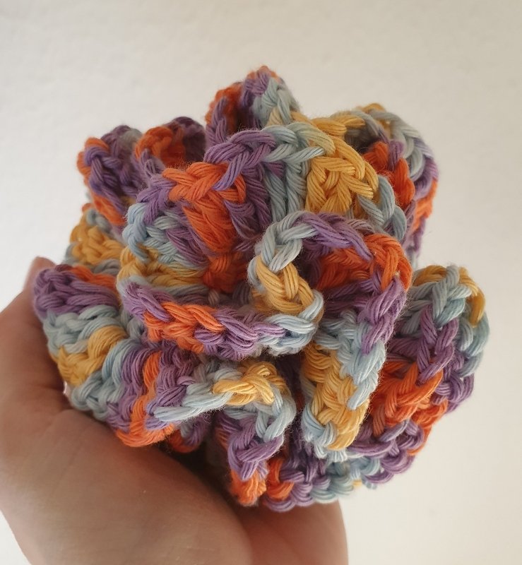 Gehäkelter Pouf / Badeschwamm - Bild 2