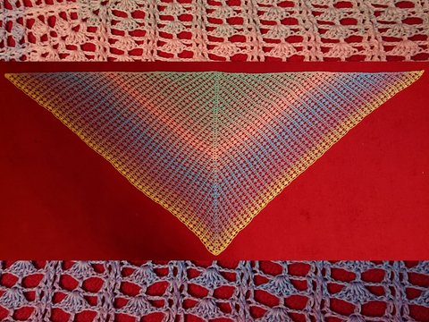 Tuch Cora häkeln Häkeltuch Dreieckstuch Schultertuch