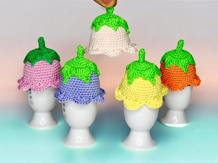 Flower egg warmer - crochet patterns