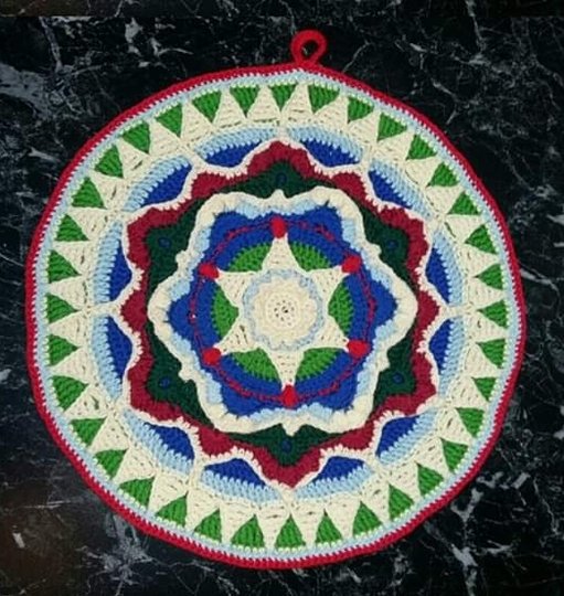 Häkelanleitung Topflappen Mandala "Winter Rose"