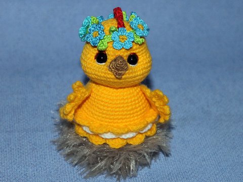 Küken. Eierwärmer oder Dekor für ein Osterei