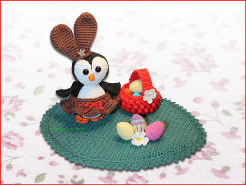 Froilein P. - das kleine Pinguinmädchen, das so gerne ein Häschen wäre - Osterdeko Häkelanleitung