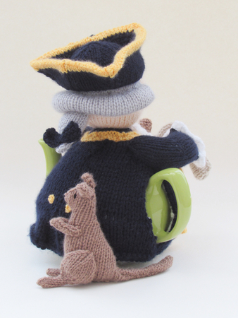 Captain James Cook Tea Cosy Knitting Pattern