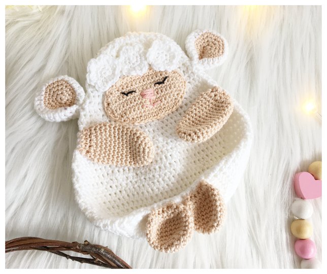 Schmuselämmchen Luna- Häkelanleitung Schmusetuch von Wolldiamant