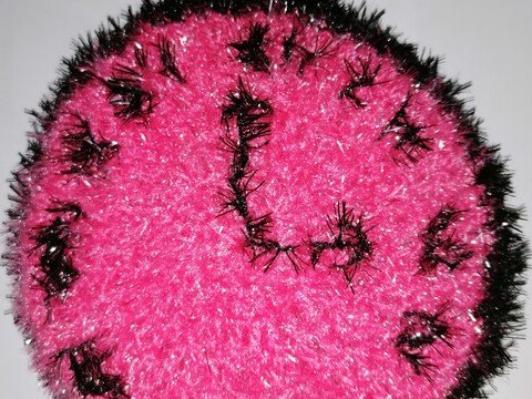 Häkel-Guide: Waschbare Uhr aus Schwammgarn – Geschenkidee für Zuhause