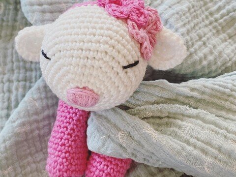 Schmusetuchhalter „Lina das Lämmchen“