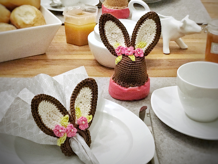Funny Bunny - Serviettenring + Eierwärmer, Häkelanleitung