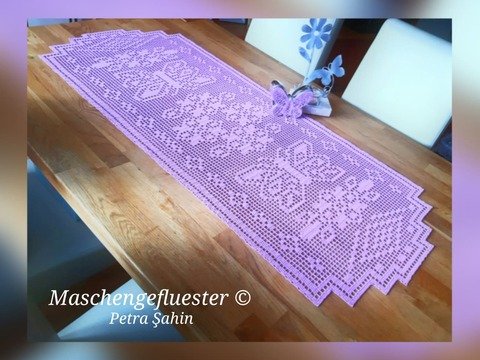 Tischläufer „ Purple Flowers and Butterfly “
