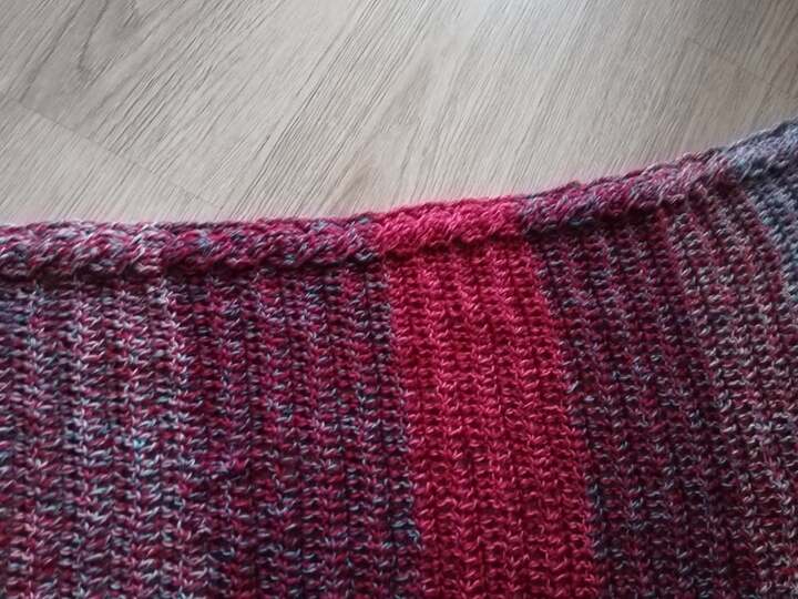 Pattern asymmetrical shawl Elsa, 2 versions