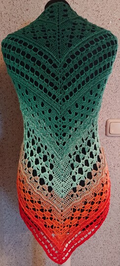 Tuch Kira häkeln Häkeltuch Dreieckstuch Schultertuch