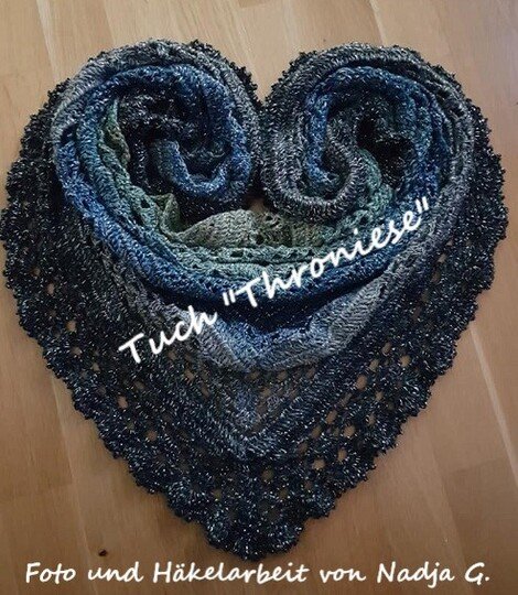 Dreieckstuch "Throniese"