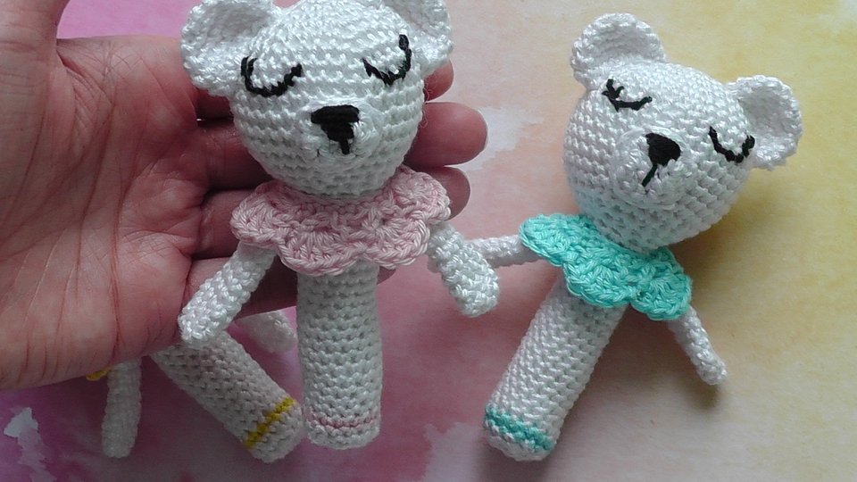 Baby-Rassel Eisbärchen Lotte