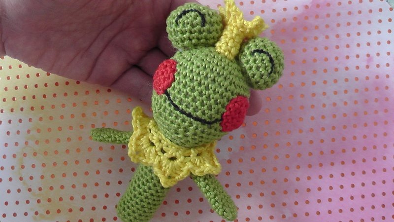 crochet Pattern Baby Rattle Frog Prince "Otto"