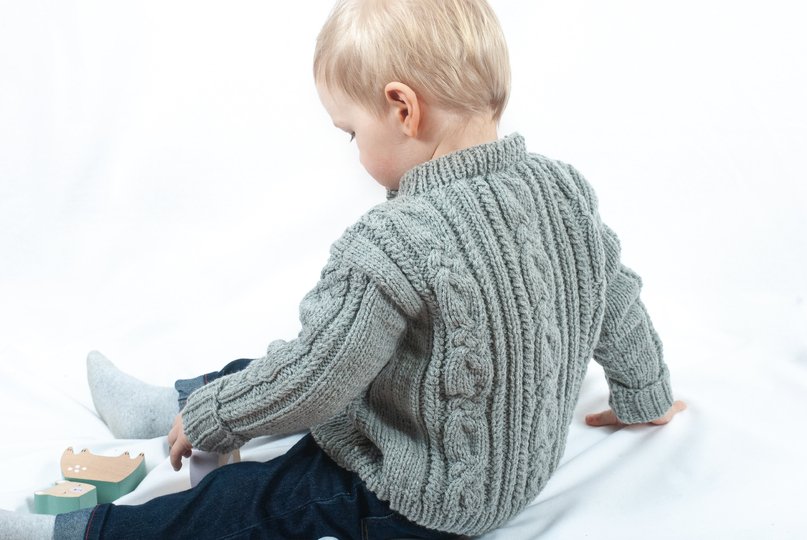 Strickanleitung Kinderjacke Martha & Matthis in den Größen 98 bis 128