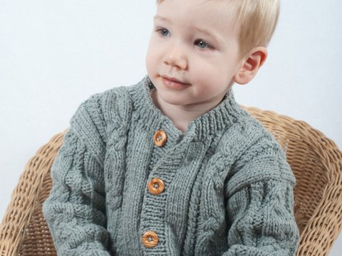 Strickanleitung Kinderjacke Martha & Matthis in den Größen 98 bis 128