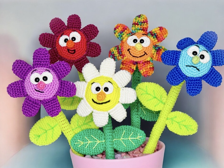 Crochet Pattern - Funny Bunch of Flowers
