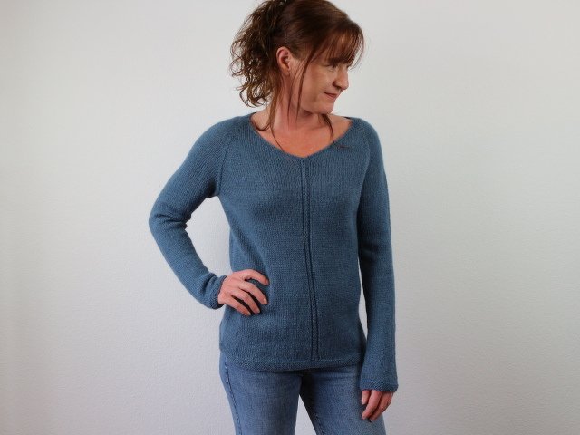 Knitting pattern Sweater "Simply Blue" - Image 6