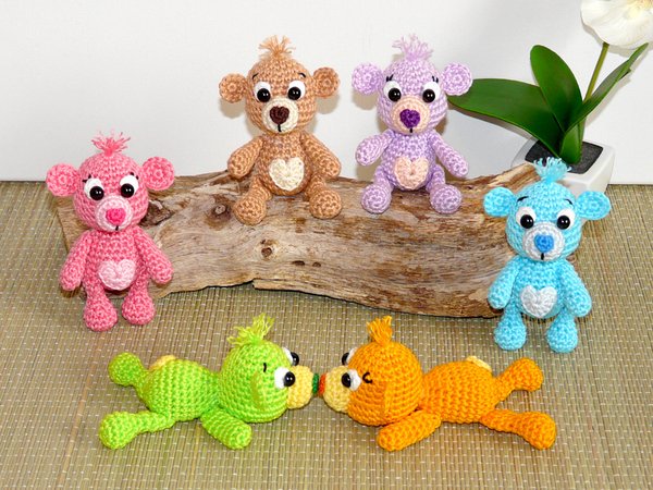 Crochet Pattern little Teddy bear