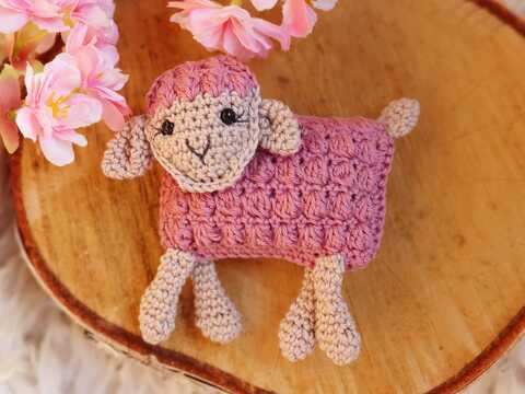 Lämmchen Fiona Häkelanleitung