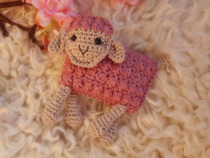 Lämmchen Fiona Häkelanleitung