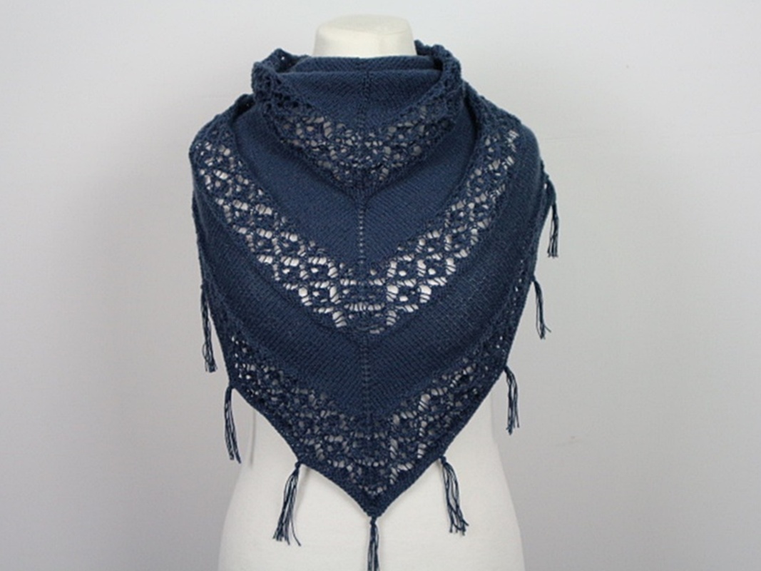 Strickanleitung Dreieckstuch stricken – leichtes Boho Tuch mit Lochmuster - Bild 13