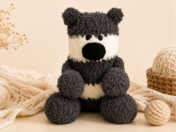 Häkelanleitung für einen kuscheligen Lazy Bär Amigurumi