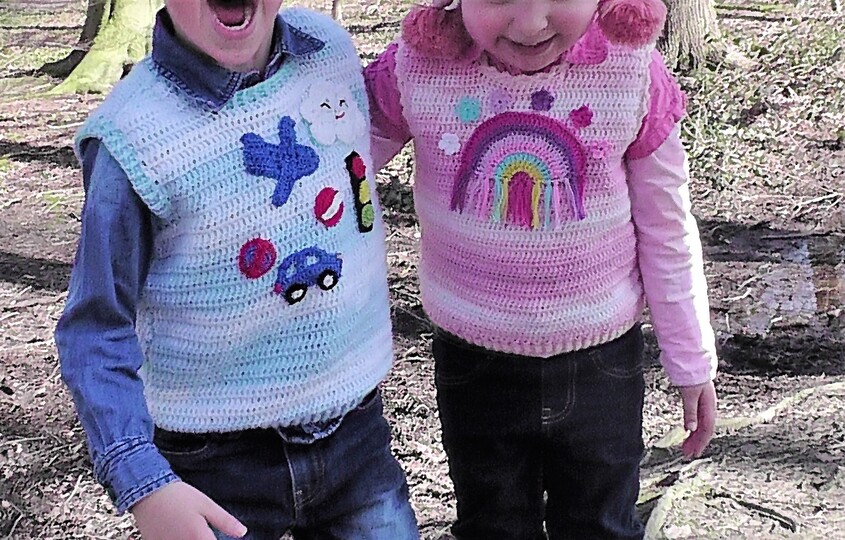 Pullunder Junis Häkelanleitung Mädchen und Jungen Variante in 2 Größen 3-4Jahre /5-6Jahre