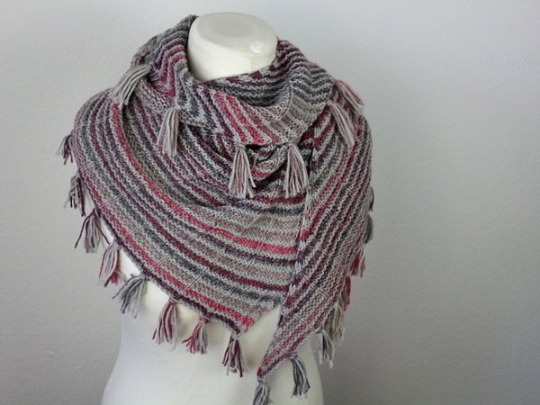 Knitting pattern shawl "Mika"