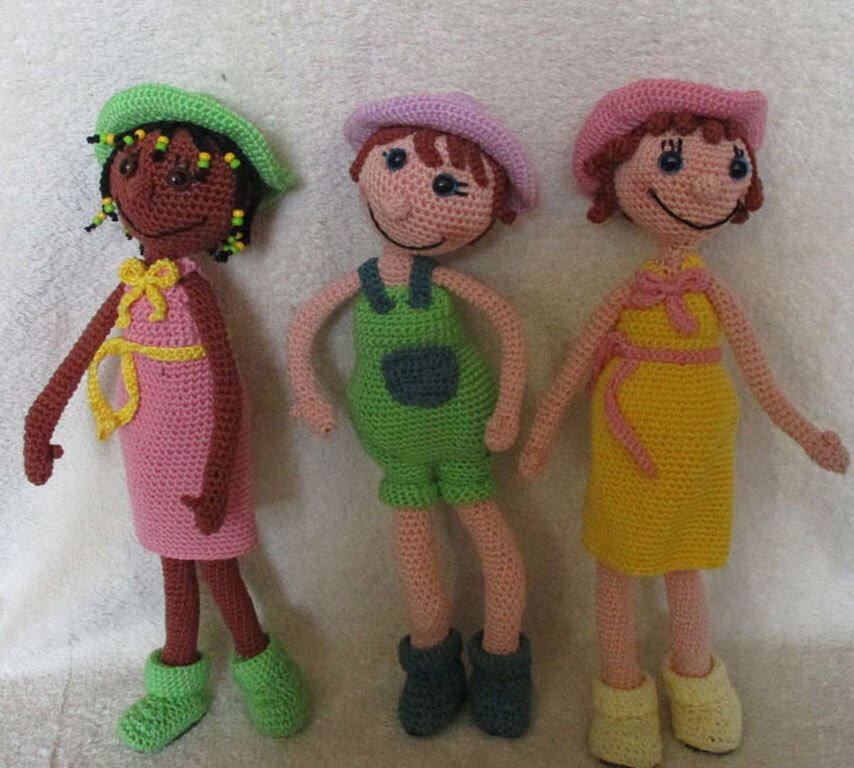 Free pattern "Take care of each other "