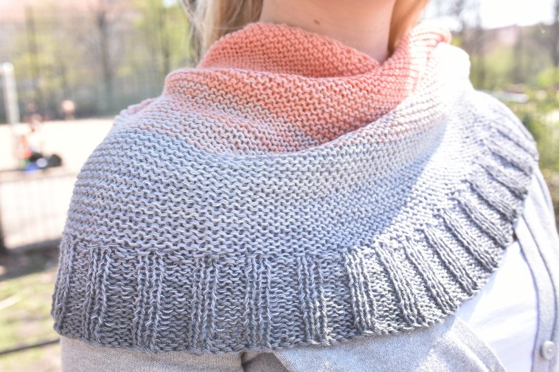 Strickanleitung - das einfachste Halbmondtuch