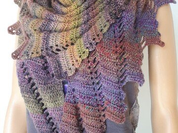 Häkeltuch "Voll schräg" - ein Muster, zig Variationen - verschiedene Tuch-Formen