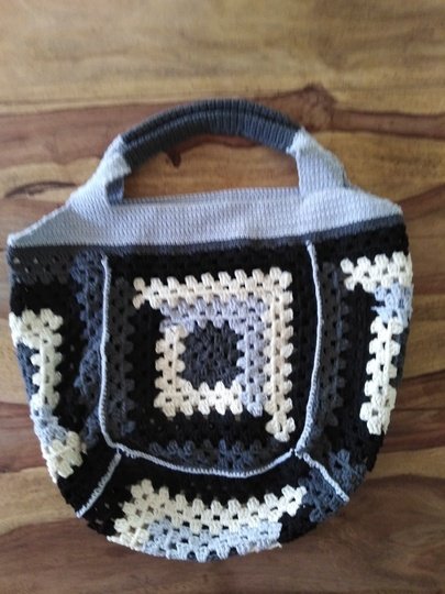 Häkelanleitung   Tasche im Granny Square Muster