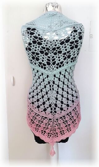 Häkelanleitung großes flaches Tuch Fantasia