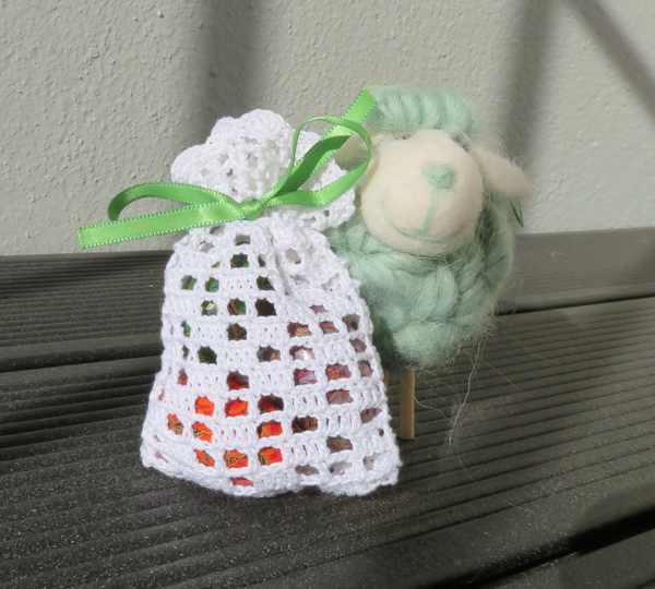 Häkelanleitung Geschenksäckchen "Maiglöckchen"