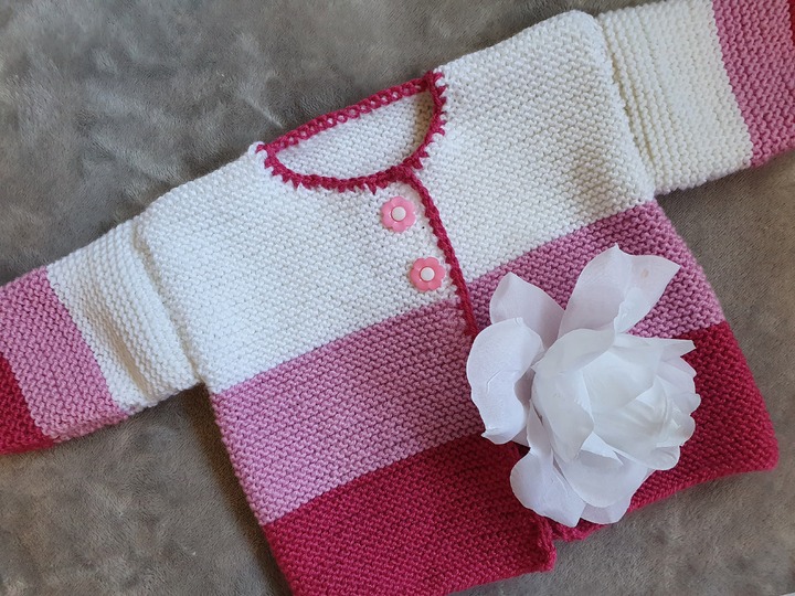 Strickanleitung Babyjäckchen mit Häkelkante Größe 56/62