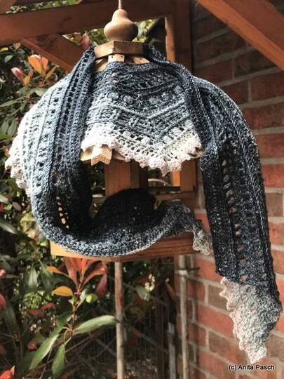 Knickie - der flotte Schal mit Knick