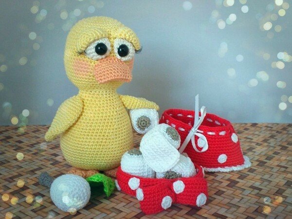 Crochet Pattern "Elvira" The Toilet Duck