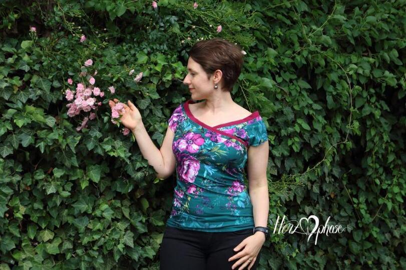 Schnittmuster Shirt mit Wickelausschnitt bzw. V-Ausschnitt Damen Gr. 34-46