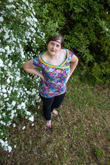 Schnittmuster Shirt mit Wickelausschnitt bzw. V-Ausschnitt Damen Gr. 34-46