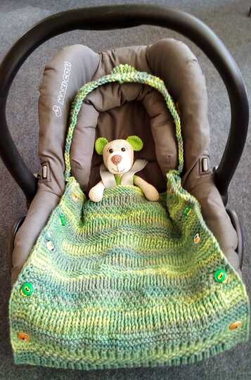 Schlafsack f&uuml;r Babybettchen und Babyschale