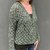 Kurze Jacke mit Lochmuster, Strickanleitung